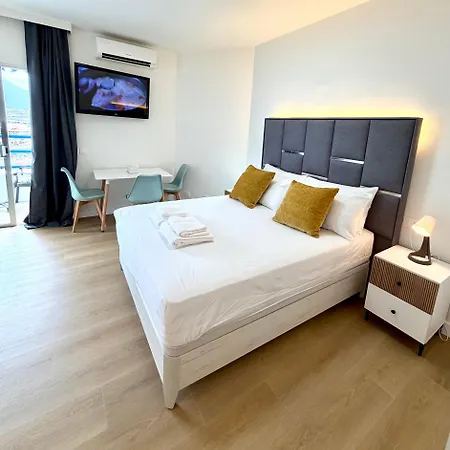 Ocean Mountain Адехе